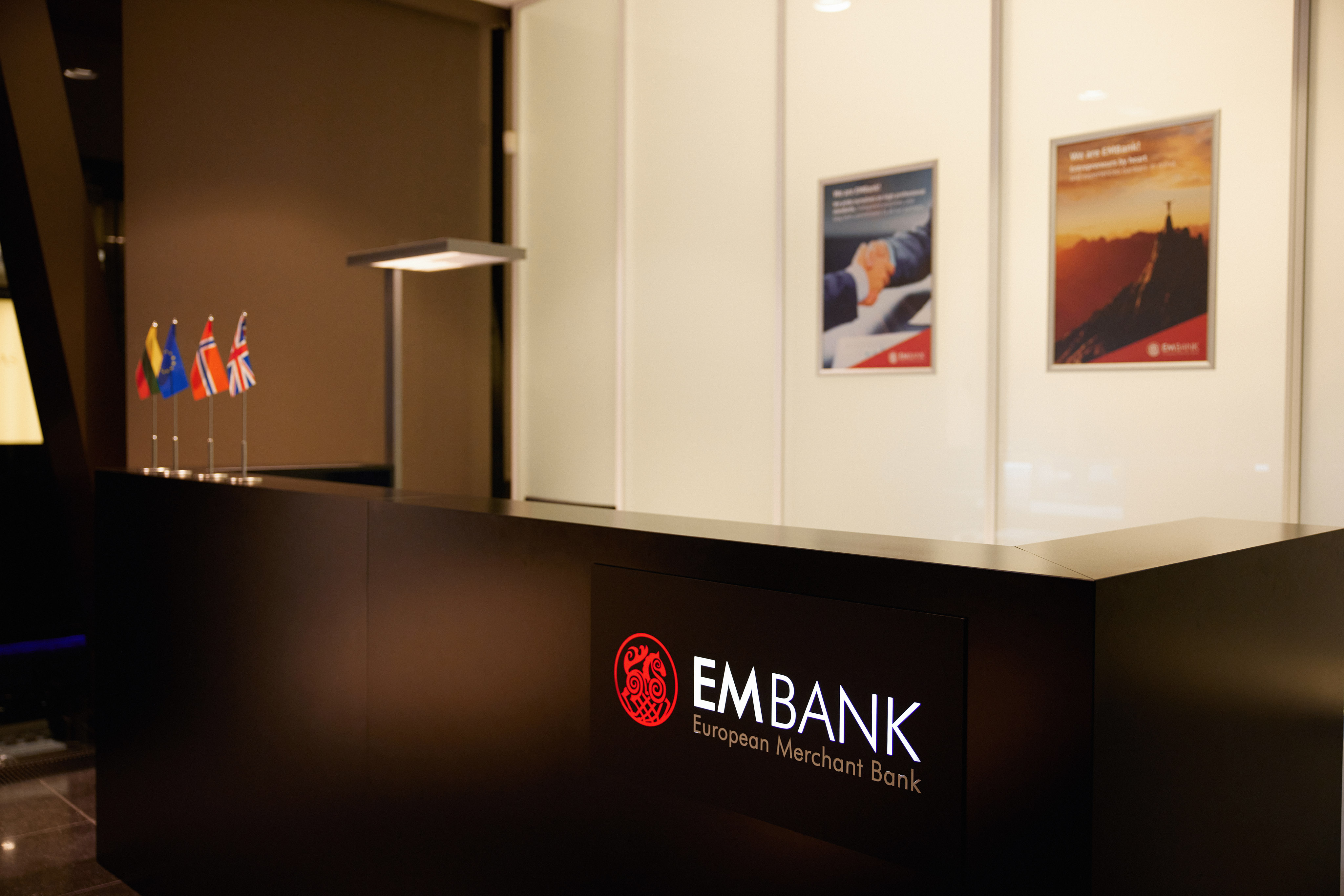 „EMBank“ praneša apie rekordinį augimą Lietuvoje